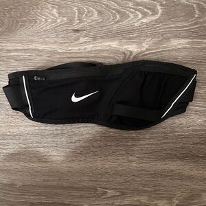 Nike Flex Stride running hydration bottle belt.